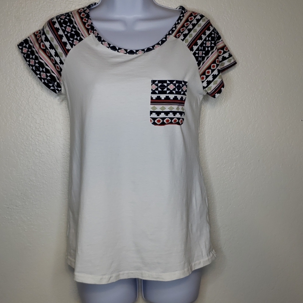 White abstract tee shirt